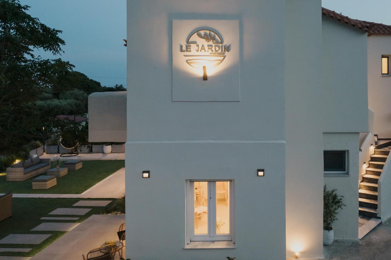 Le Jardin Apartments Kampos Marathokampou Eksteriør billede